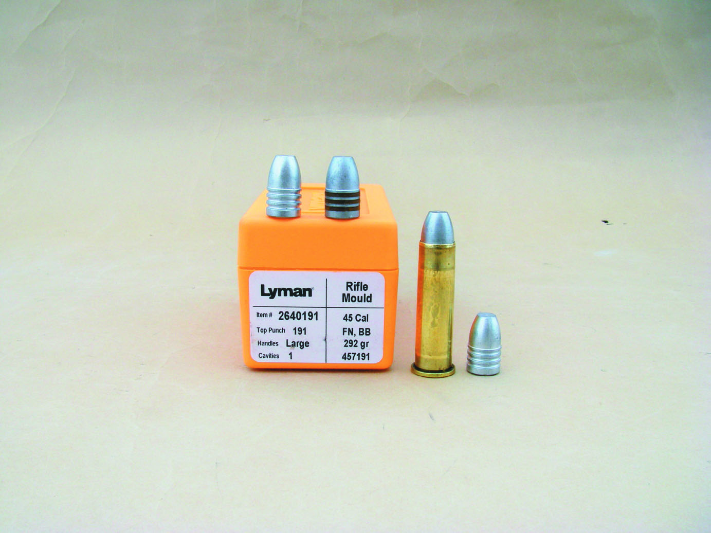 Lyman mould 457191, weighing 292-grains, is a traditional plain base cast bullet for the .45-60 WCF.